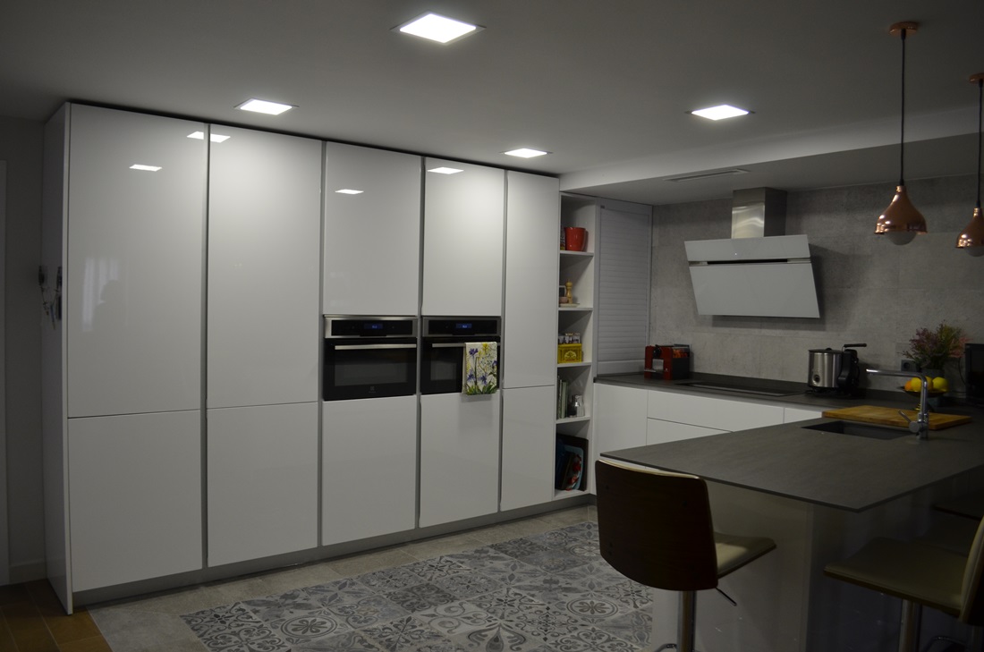 Cocinas de diseño, modelo Murano de nuestra marca Xey - Kocina Sevilla Cocinas de diseño, modelo Murano de nuestra marca Xey - Kocina Sevilla